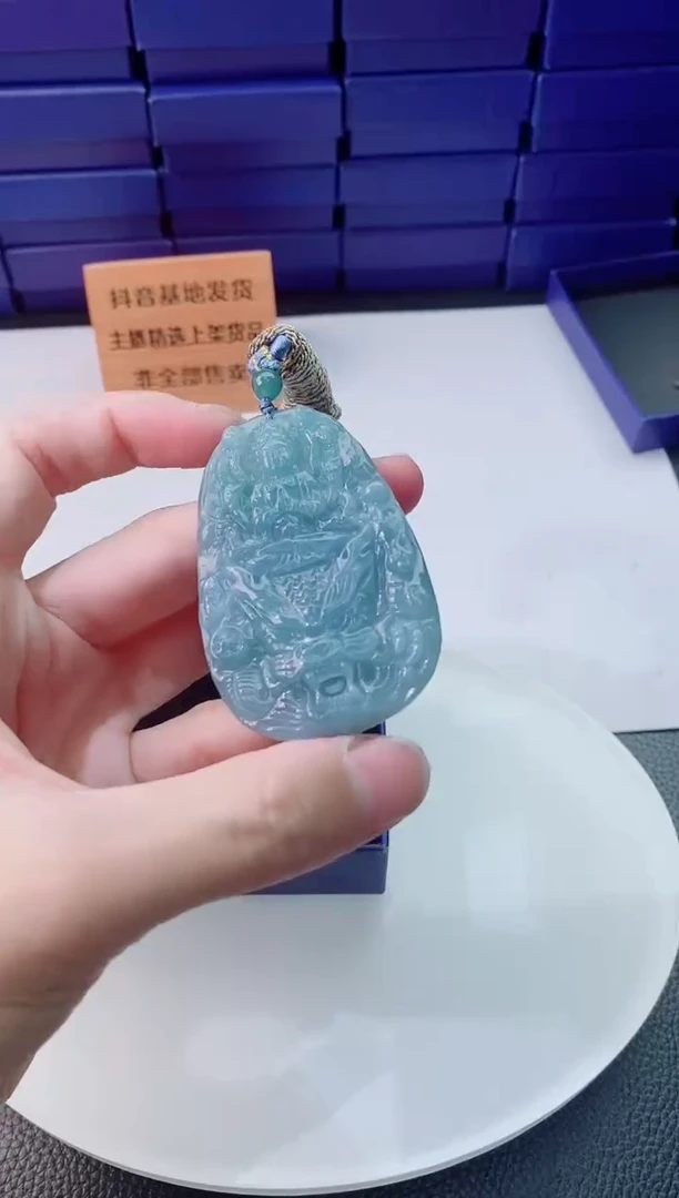 翡翠未镶嵌颈饰1111111111