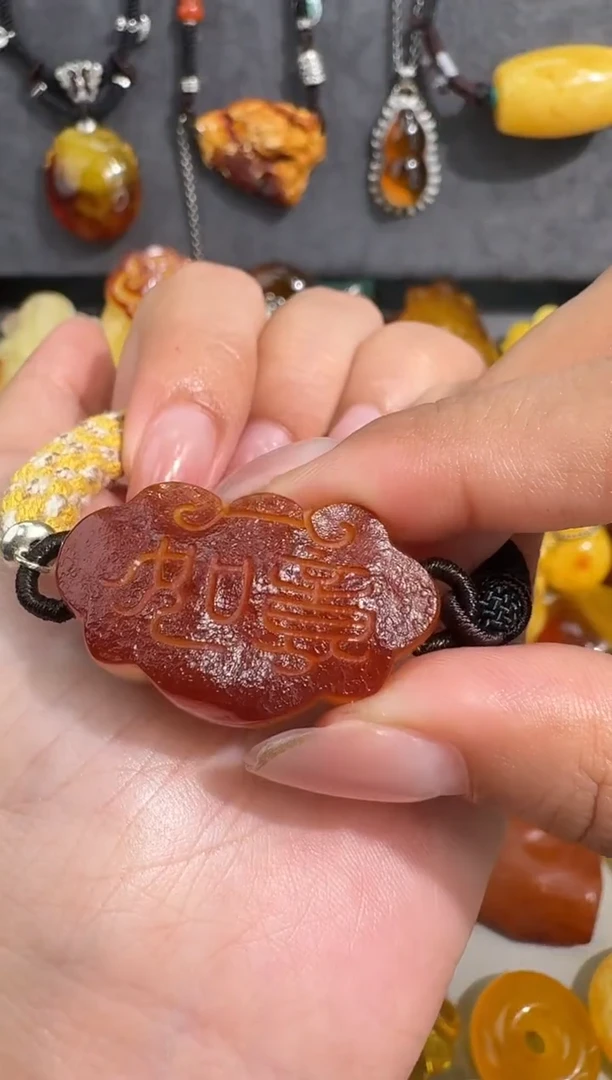 裸石琥珀未镶嵌y****记琥珀