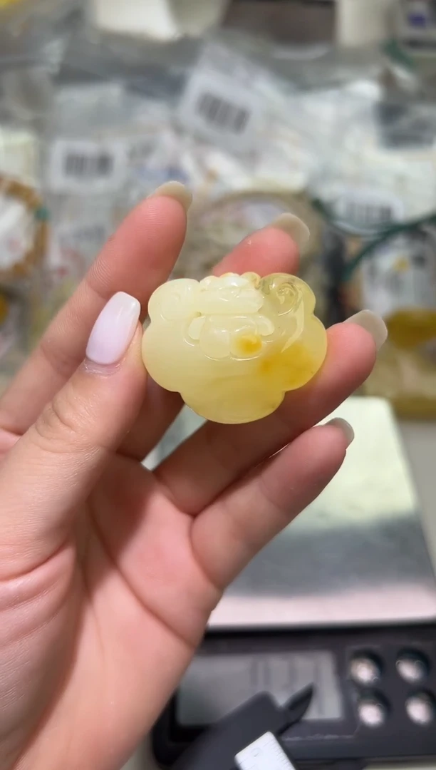 裸石琥珀未镶嵌琥珀蜜蜡吊坠