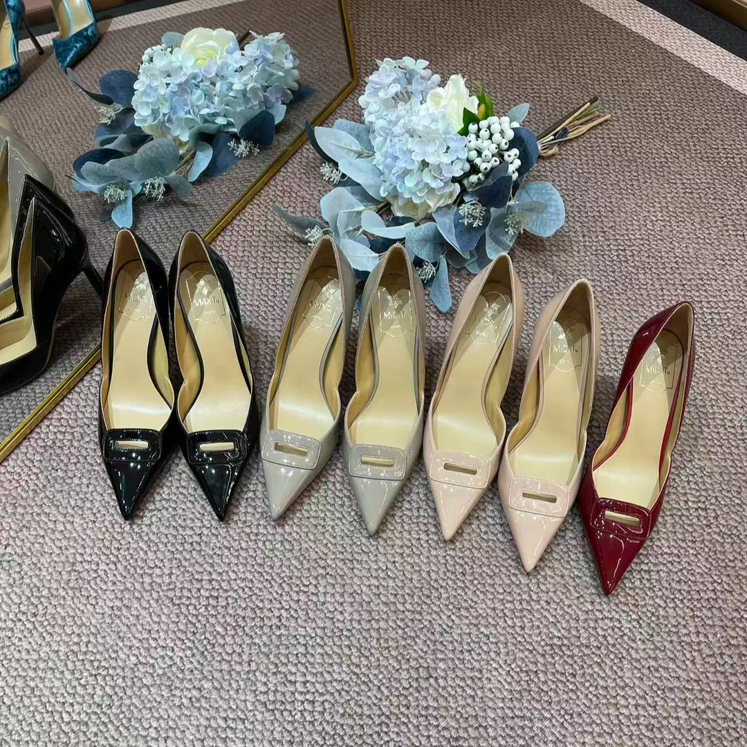 MIDITU/米蒂图  2026年春季新款羊皮尖头高跟鞋细跟