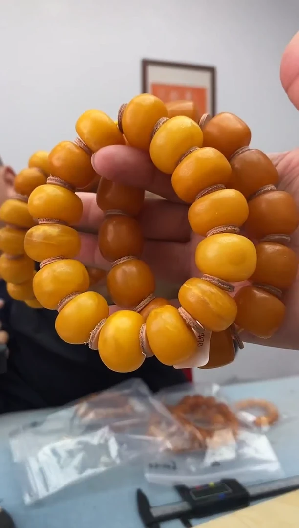 琥珀未镶嵌珠宝奇石假一罚十，多样性发一件066