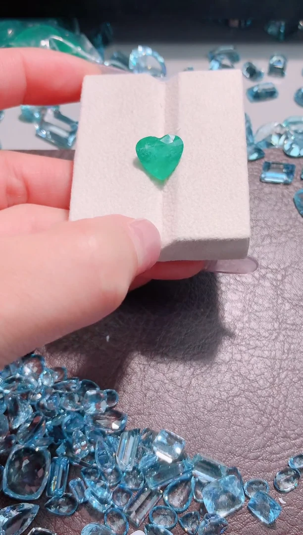 裸石祖母绿赞比亚爱心天然4.91ct