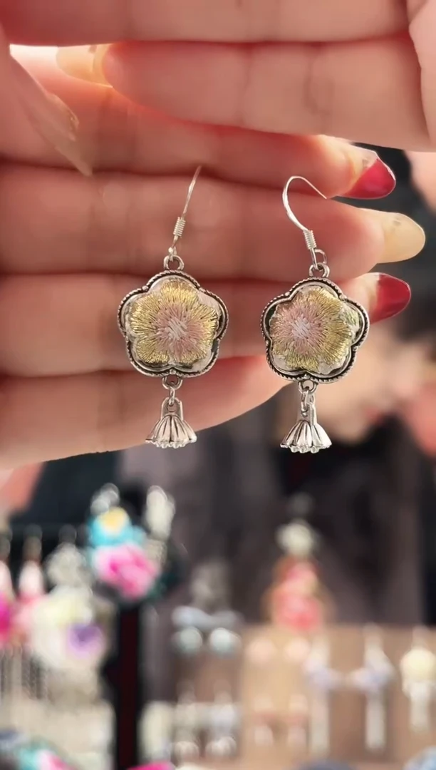 织绣艺枝独绣手工饰品107*