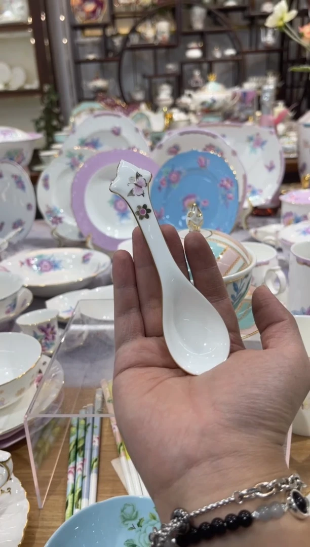 45%以上骨粉骨瓷饭勺