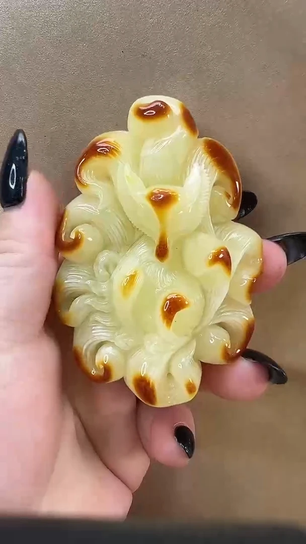 琥珀颈饰未镶嵌吊坠
