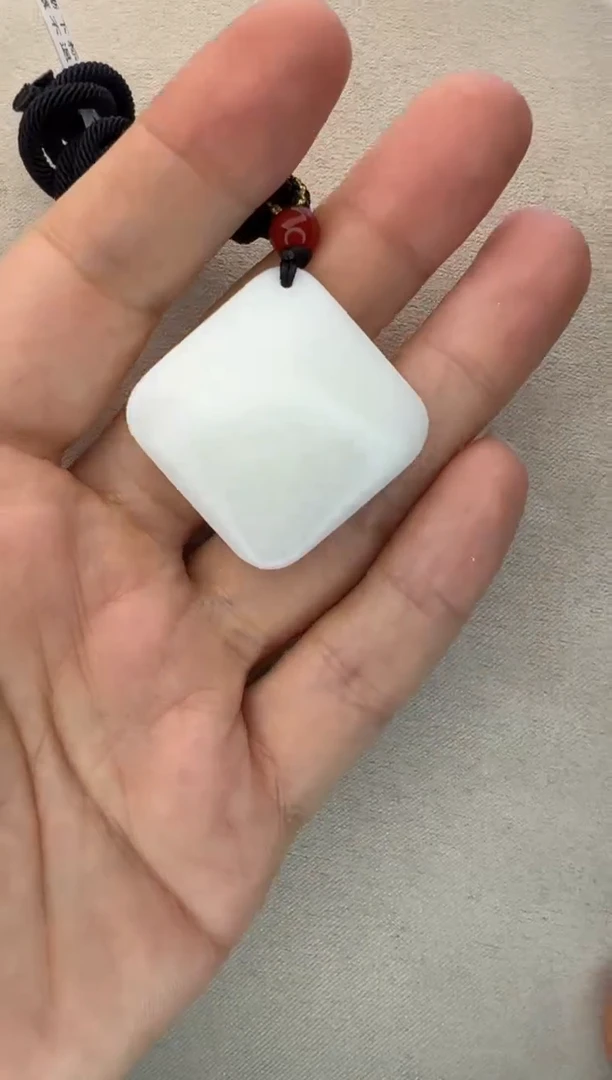 【闪购商品】和田玉颈饰未镶嵌D