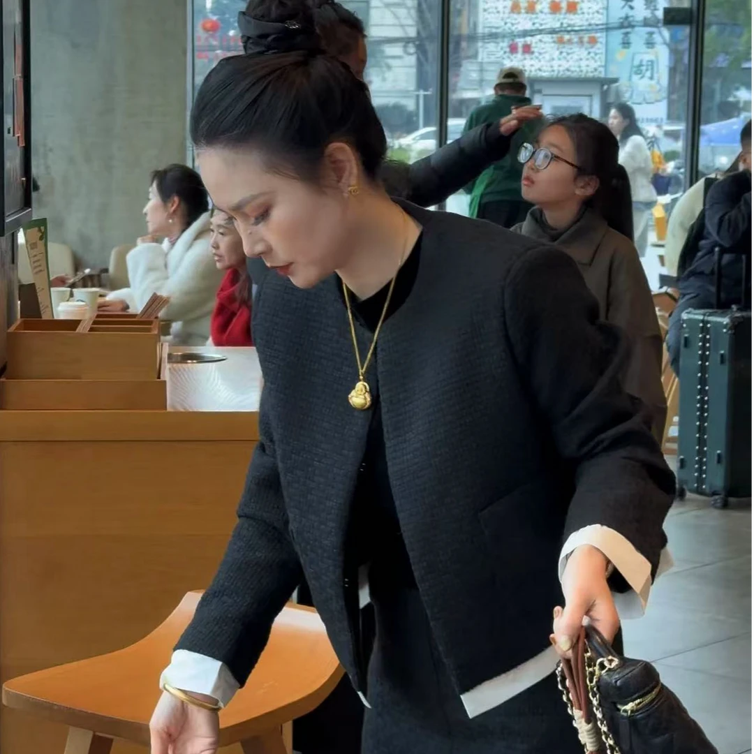 韩版气质黑色百搭小香风夜幕时尚套装