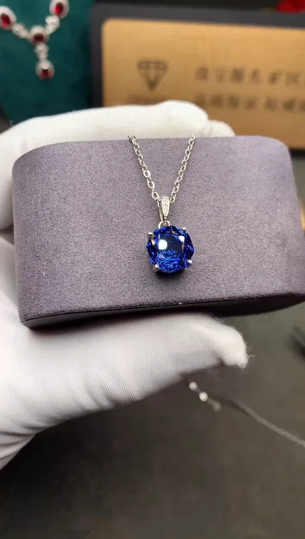 银S925镶嵌戒指托帕石....