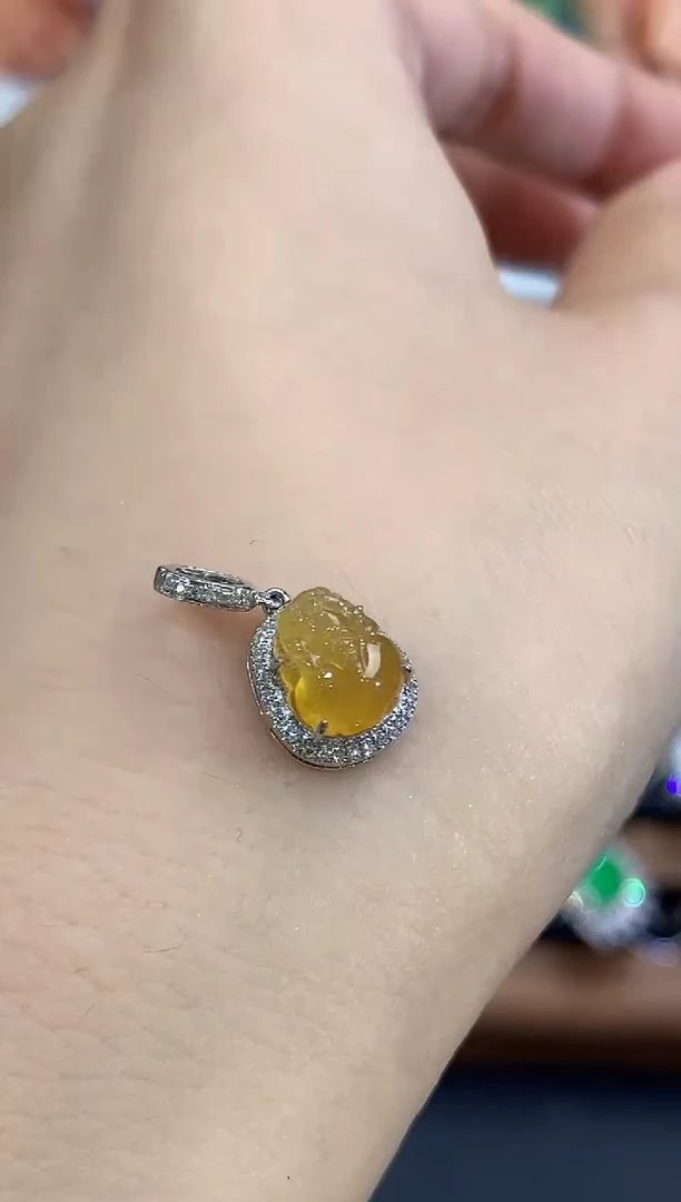 吊坠(不含链)18K金镶嵌翡翠C8