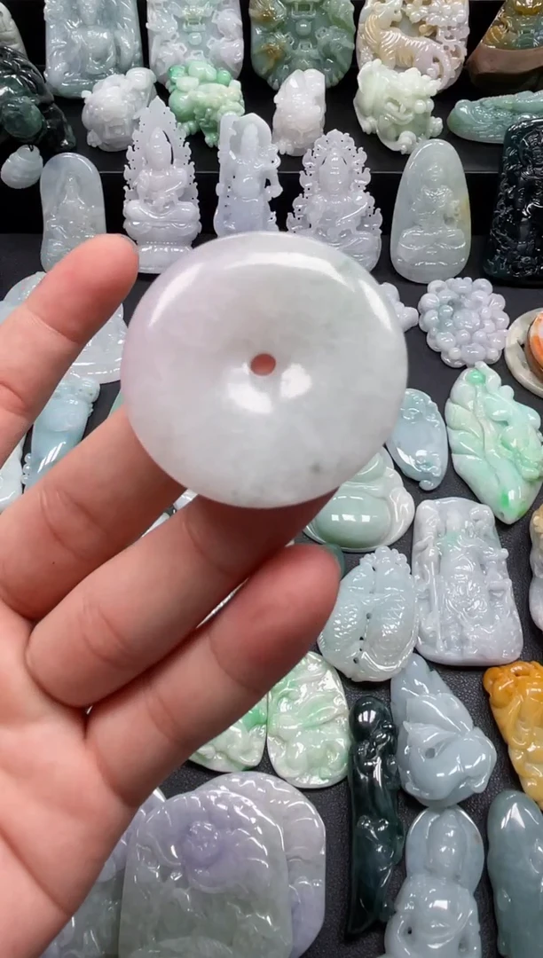 翡翠未镶嵌颈饰天然翡翠a货