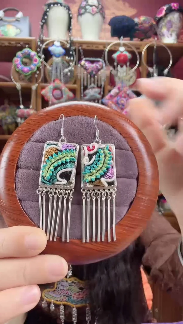 刺绣耳环11甜甜家