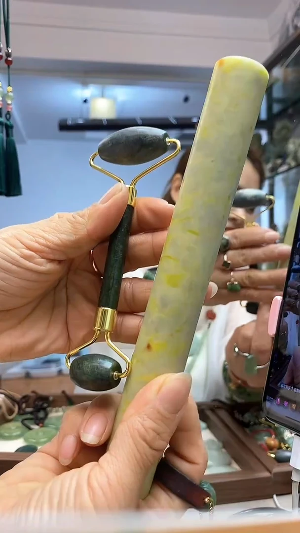 【闪购商品】岫玉手把擀面杖件未镶嵌多样性发货其中之一