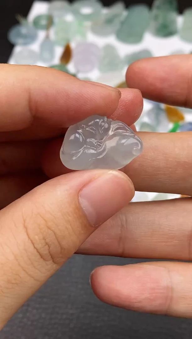 未镶嵌定制翡翠挂件