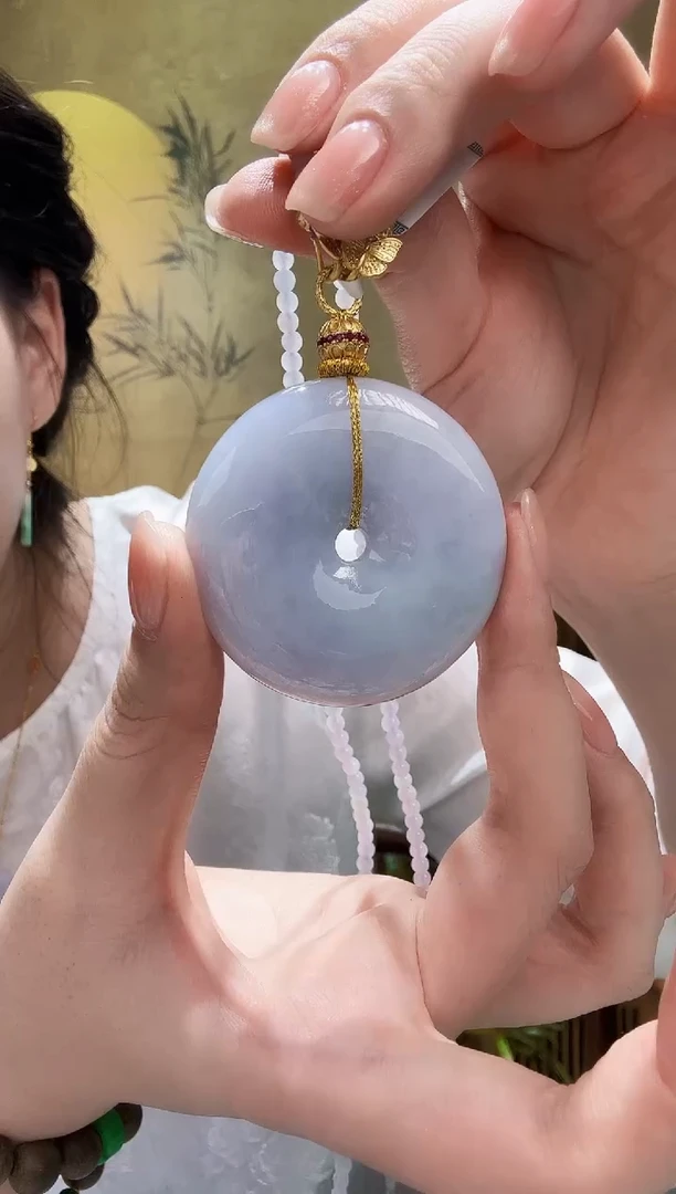 颈饰未镶嵌翡翠吊坠
