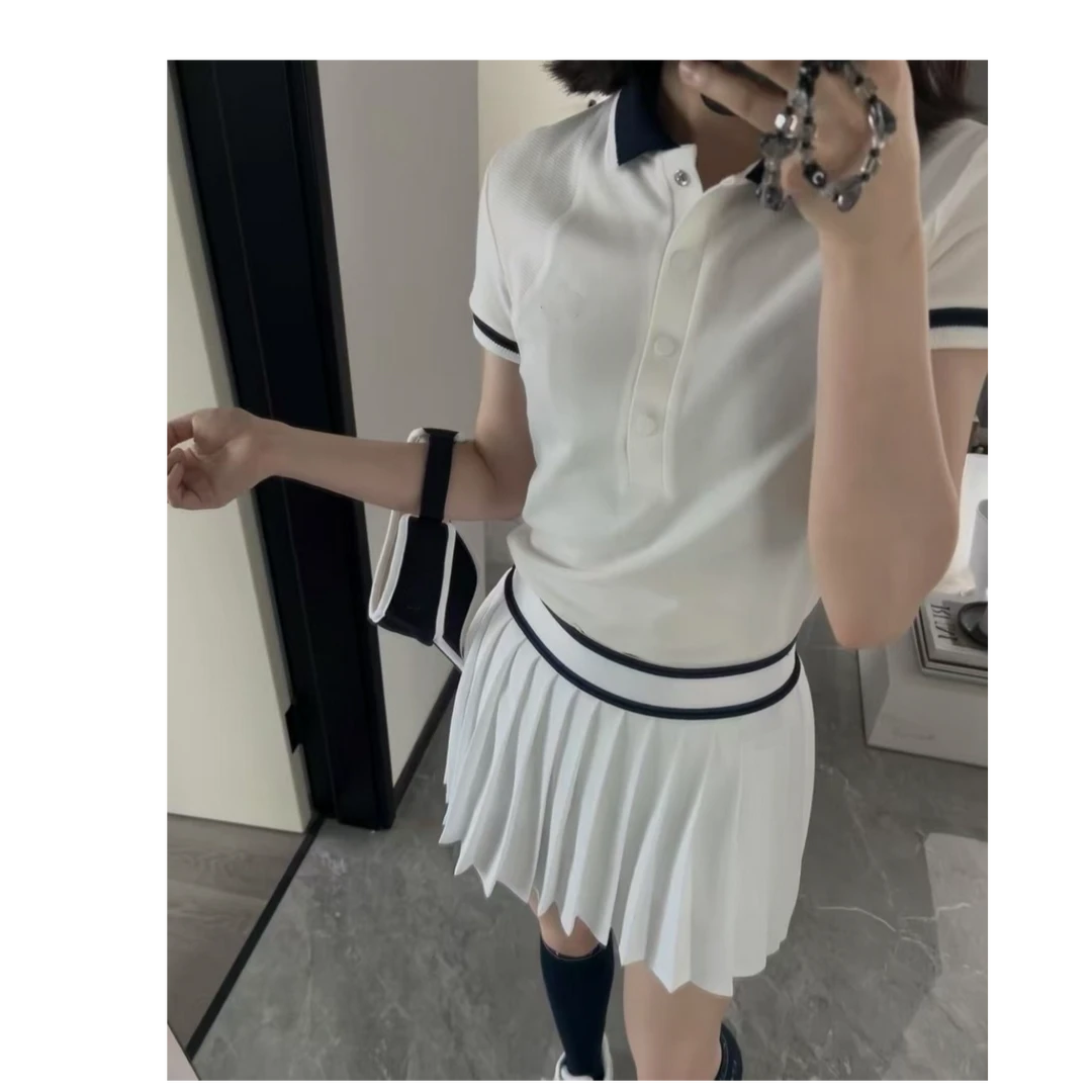 撞色百搭拼接翻领刺绣白色polo衫