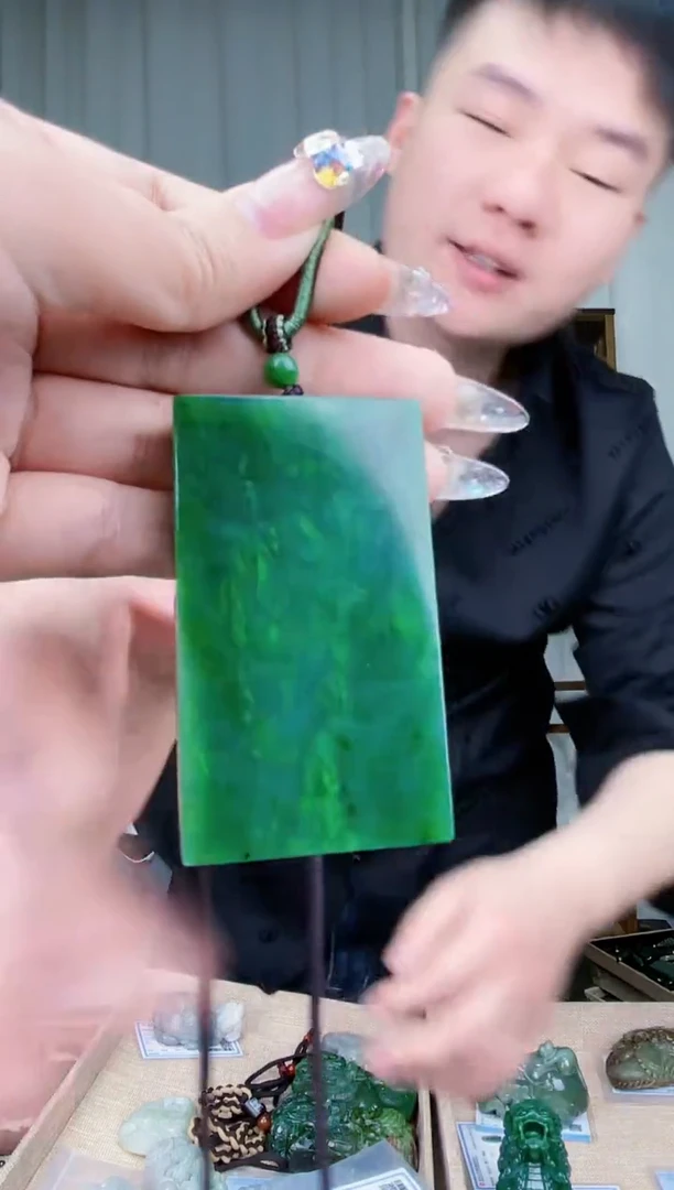 【闪购商品】和田玉挂件未镶嵌拍一发一，多样性发货！