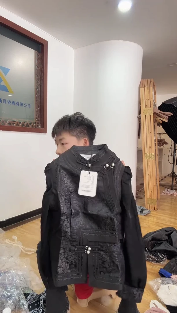 纱袖马甲       M码       80-105斤