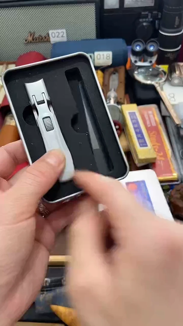瓷片闪购商品  如图所示