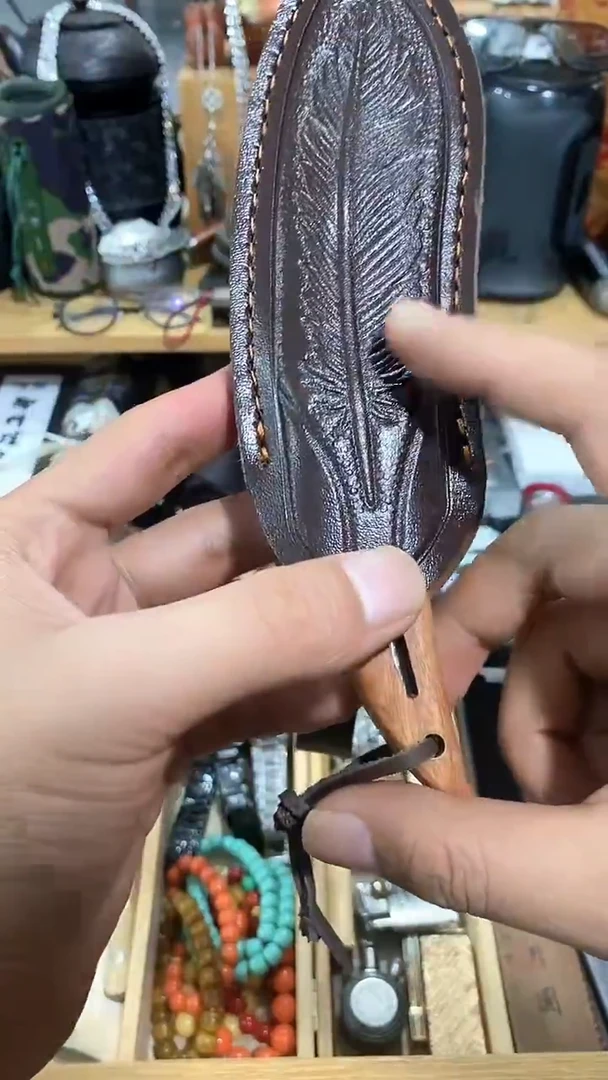 瓷片闪购商品  如图所示