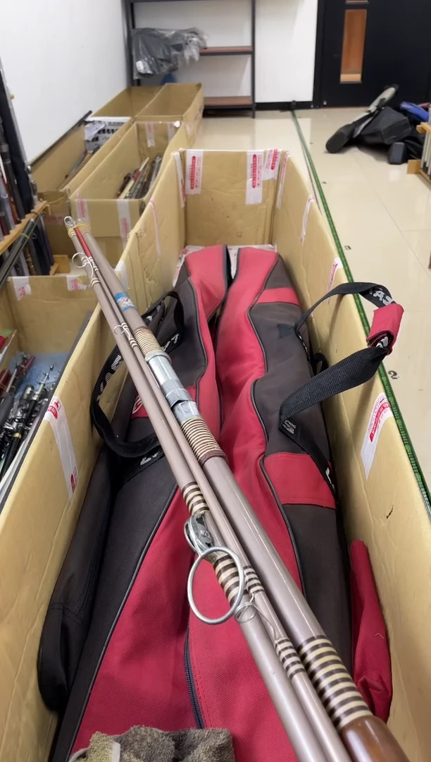 拖***赵孤品微瑕，以直播间介绍为准，加10元发顺丰。