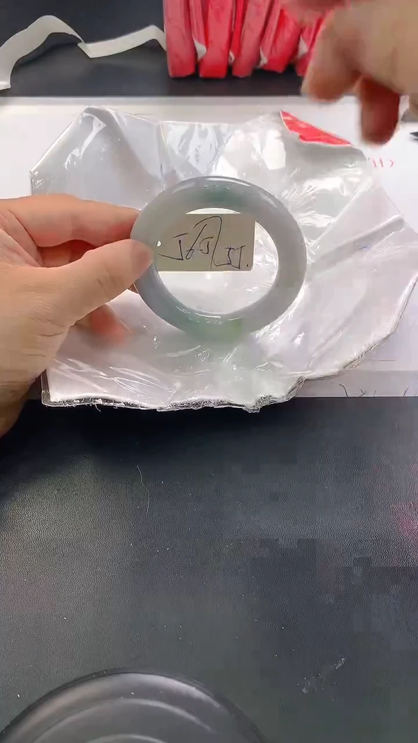 未镶嵌手镯翡翠55