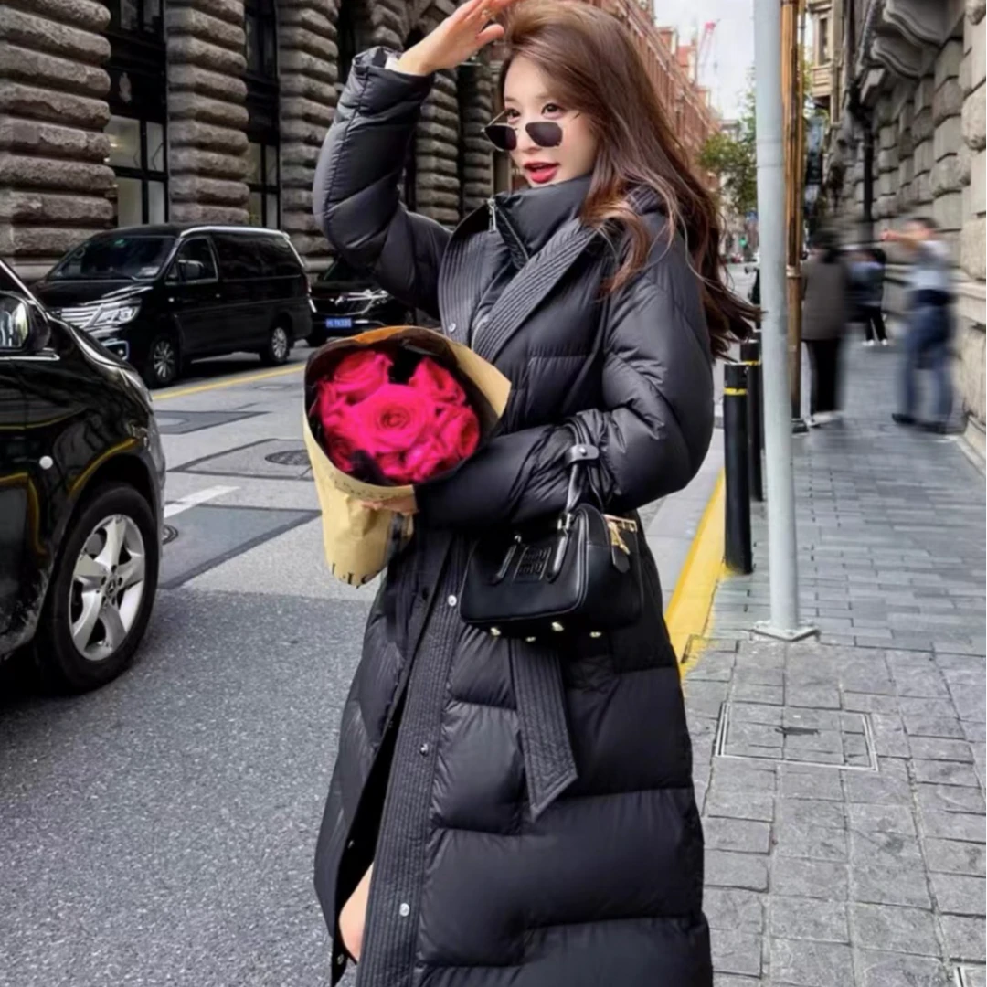 2025年新款设计感长款羽绒服003