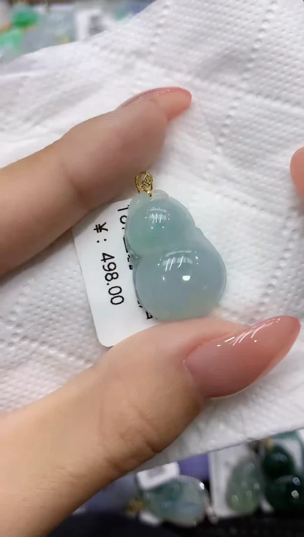 颈饰18K金镶嵌翡翠111111111111
