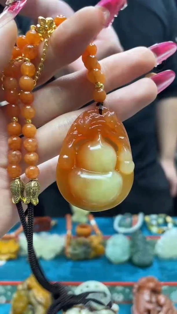 未镶嵌岫玉吊坠·