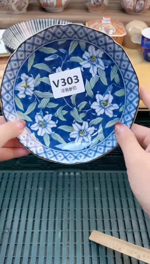 瓷片莲**L      303