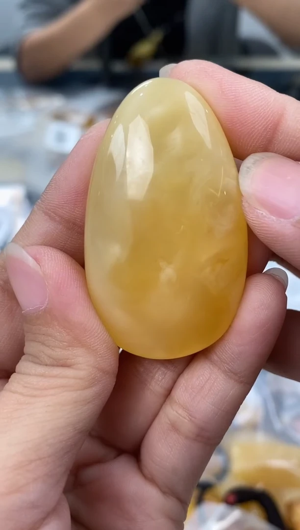 【闪购商品】琥珀裸石未镶嵌天然琥珀蜜蜡水滴