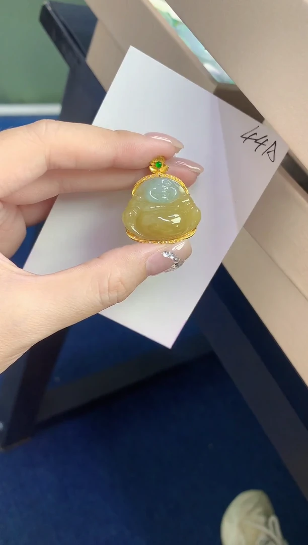颈饰18K金镶嵌翡翠天然缅甸a货翡翠
