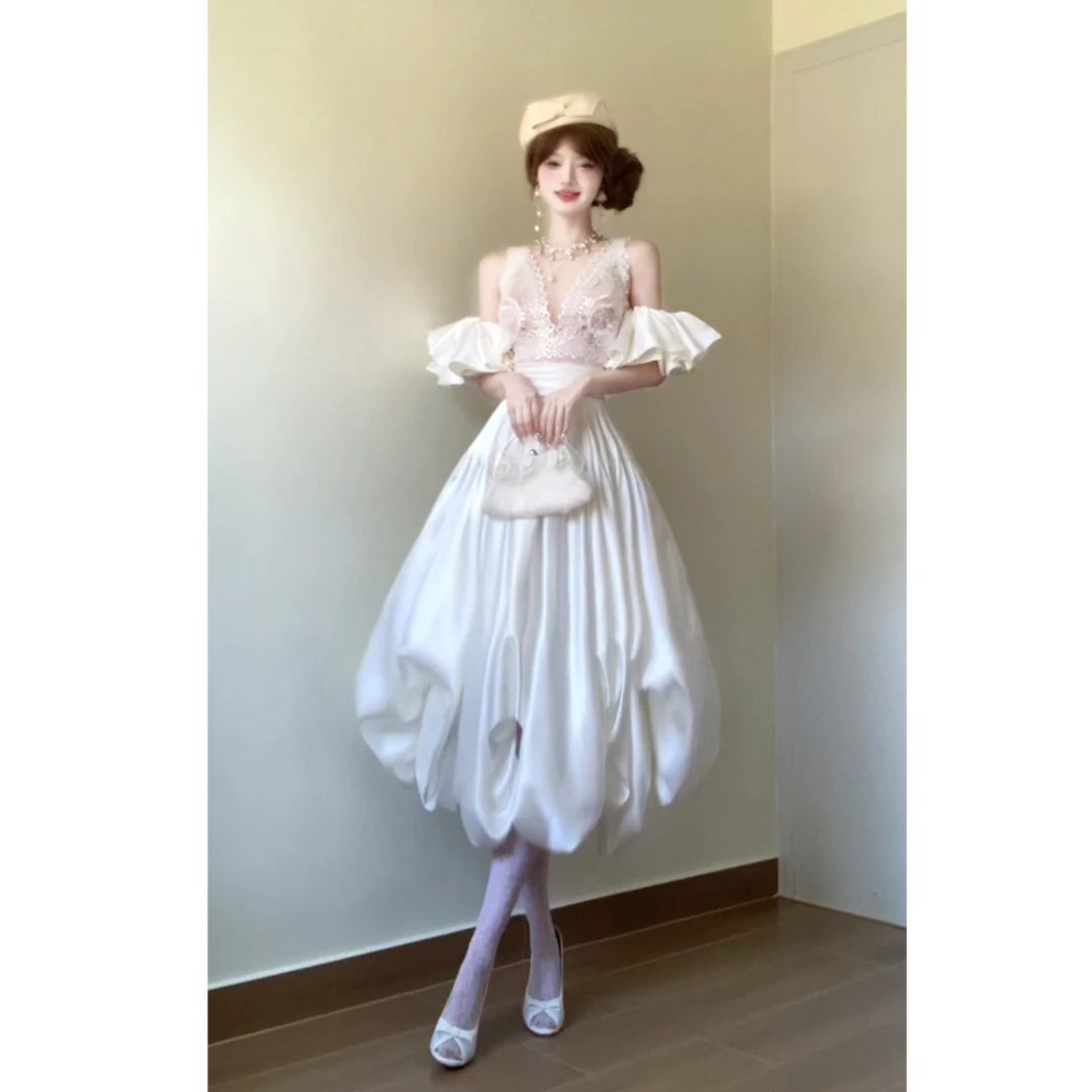 【灵感缪斯】2025春季新款千金公主风轻奢V领背心花苞连衣裙礼服女