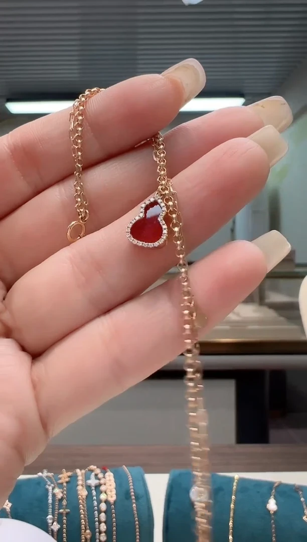 【闪购商品】钻石手链18K金镶嵌满钻红葫芦手链