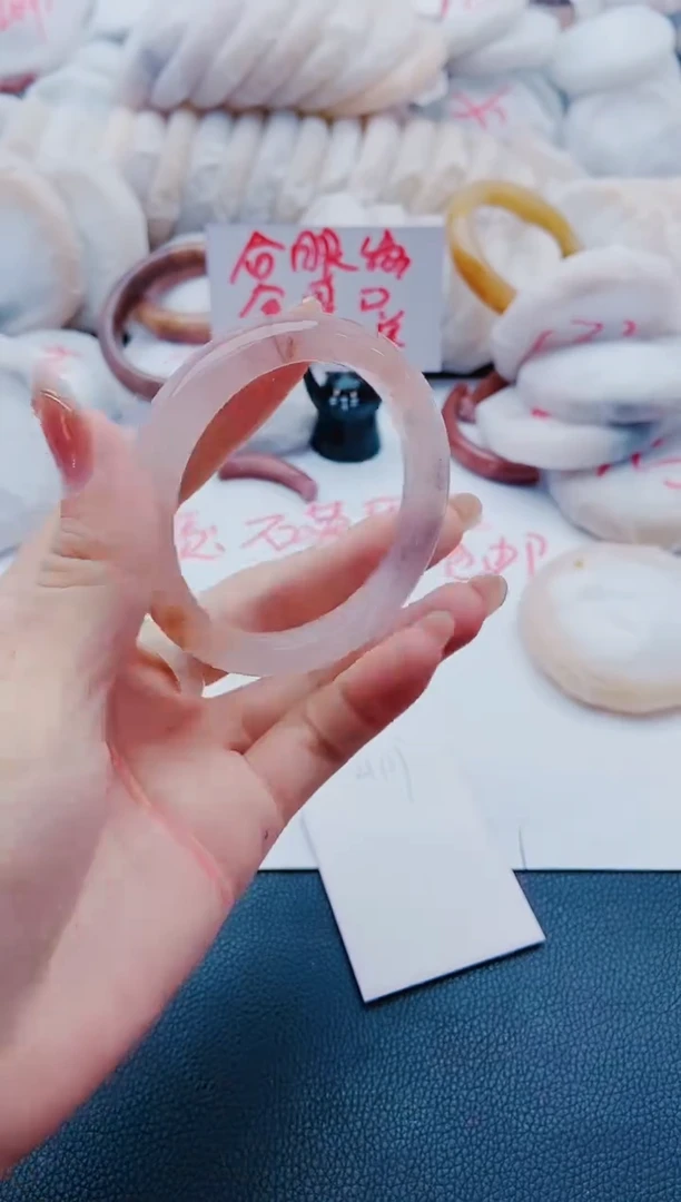 未镶嵌手镯石英质玉H117-58-59