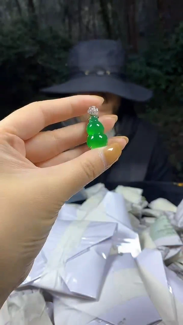 满色吊坠 所见即所得！！