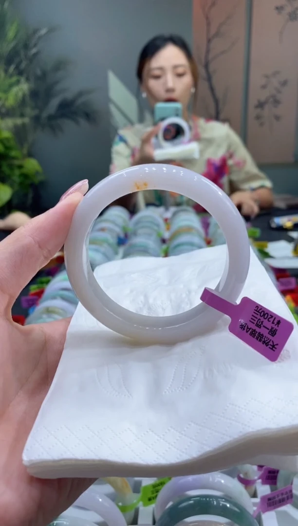 未镶嵌手镯翡翠000039913
