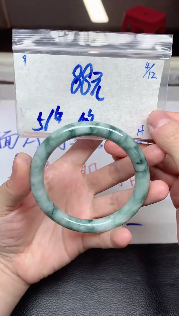 未镶嵌定制翡翠9毛货需精细抛光手镯拍一发一