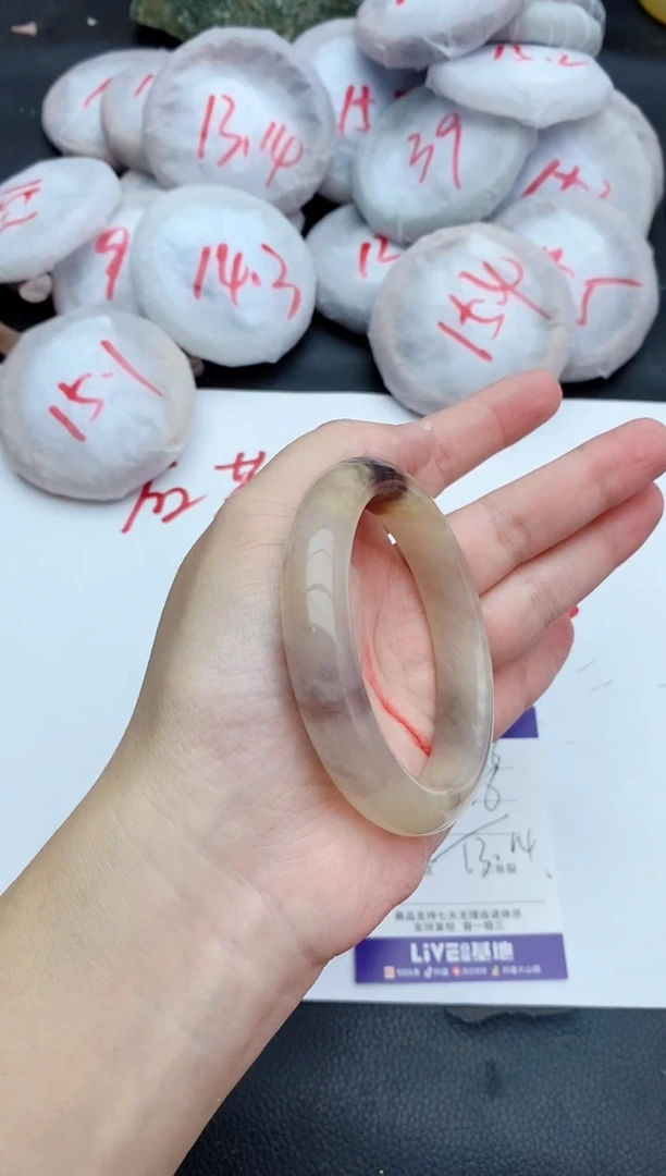 未镶嵌手镯石英质玉146+55/56