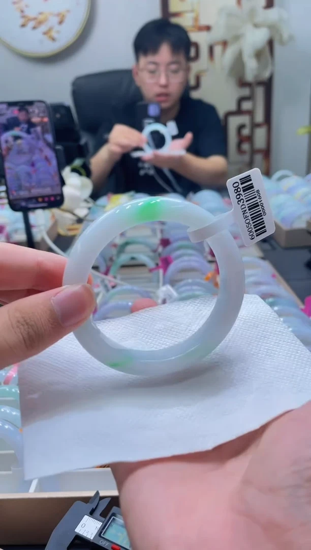 未镶嵌手镯翡翠222-60