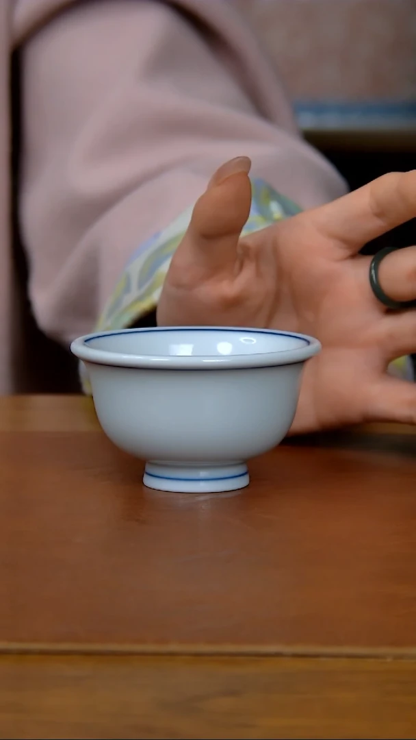 【闪购商品】白胎小压手杯（柴窑）