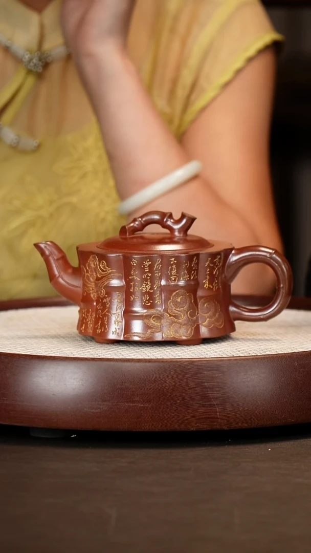 茶壶紫砂【吴顺华】柴烧筋纹竹段    380CC