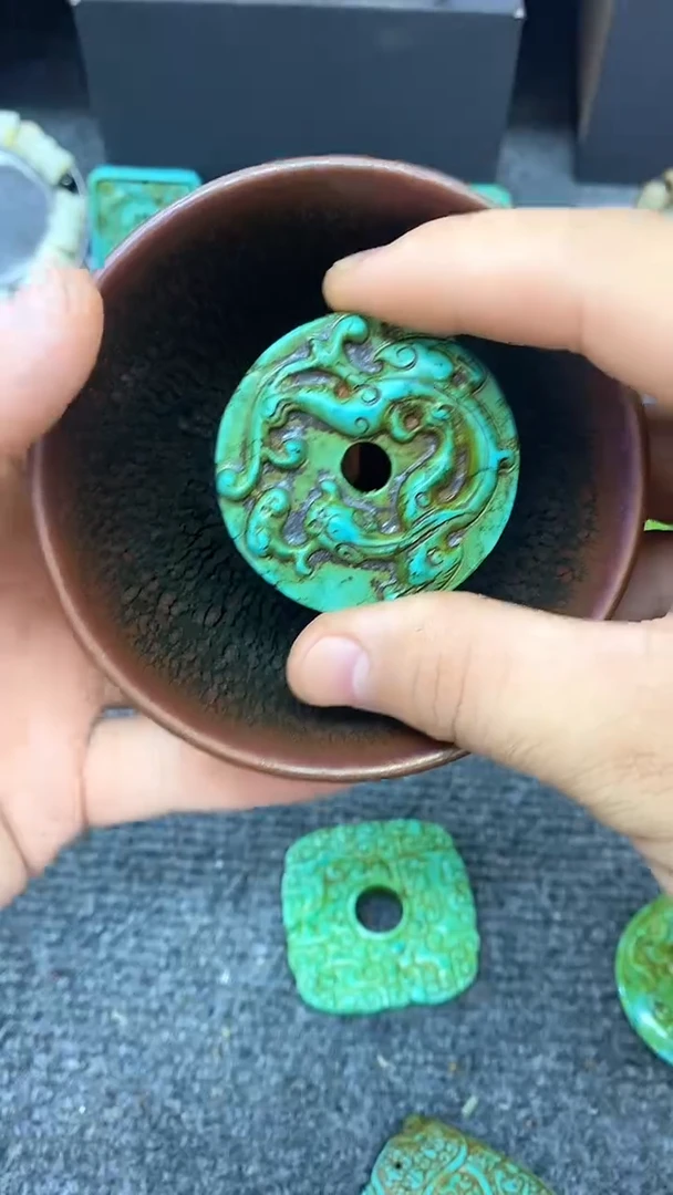 摆件瓷片瓷器，瓷片，摆件，其他