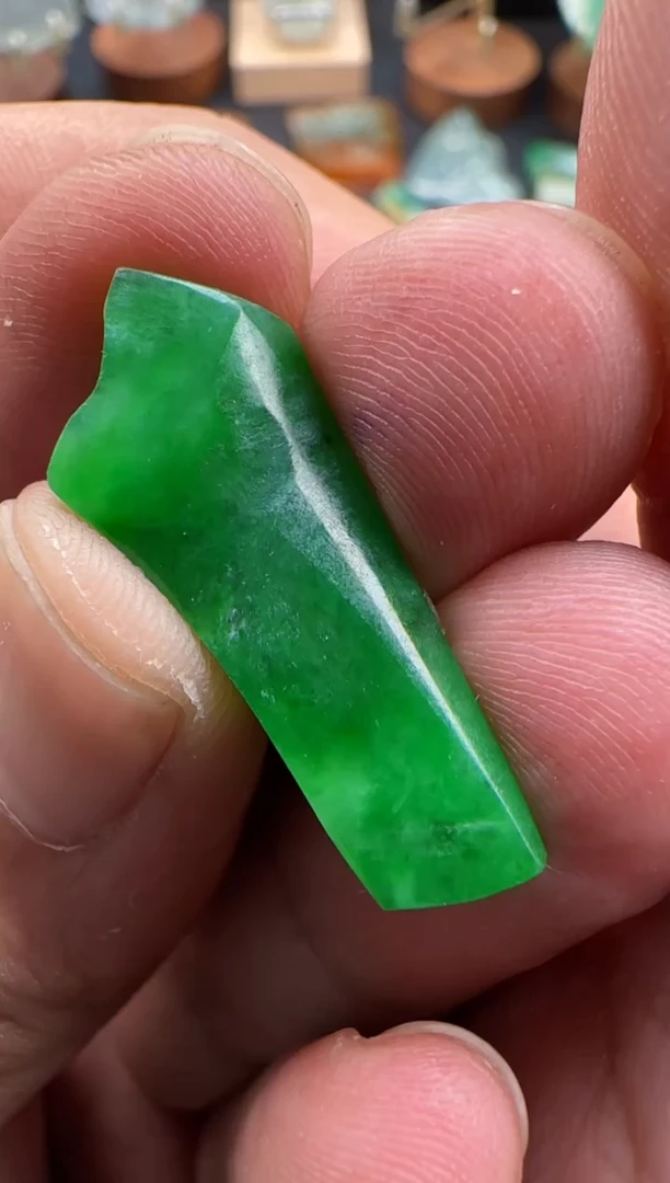 未镶嵌定制翡翠W*F天然翡翠