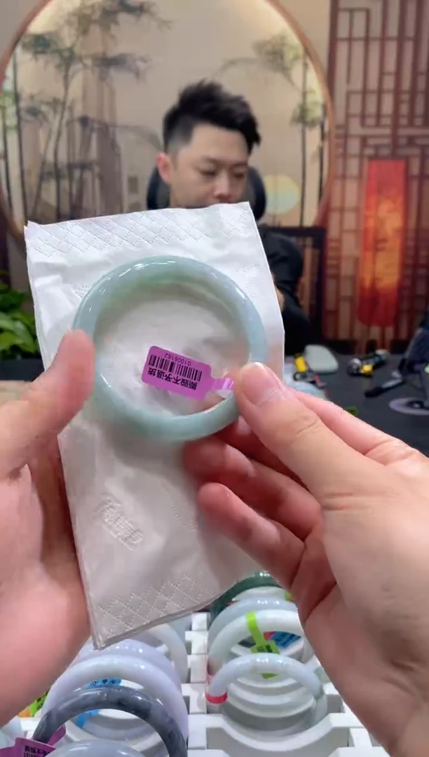 未镶嵌手镯翡翠000087802