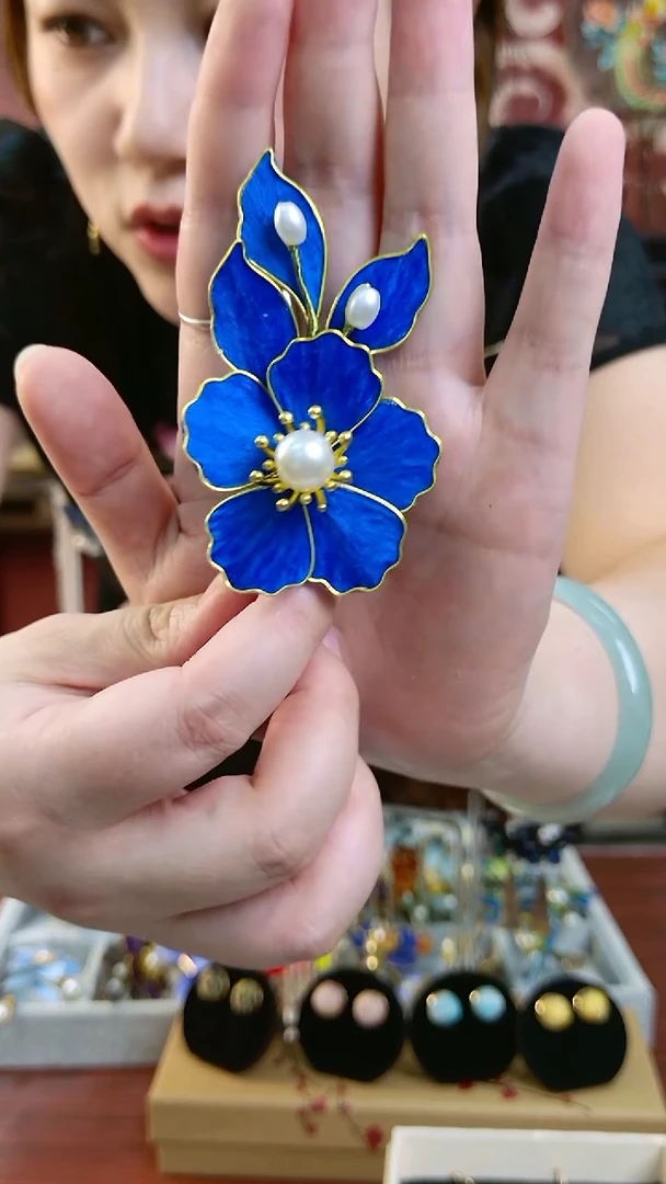 刺绣纯手工非遗绒花