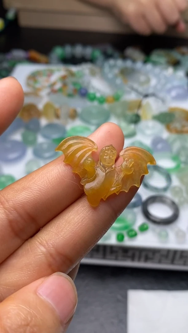 定制翡翠未镶嵌翡翠毛货~多样性发一个
