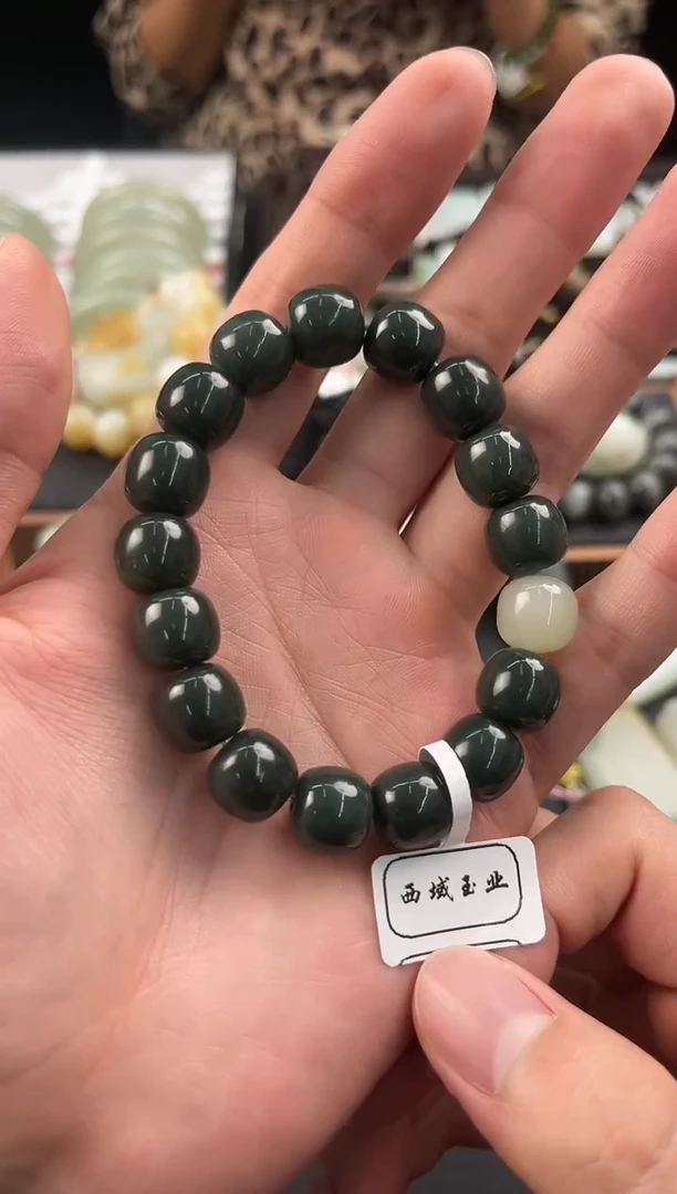 未镶嵌手串和田玉和田青玉老型珠手串卡12微色差