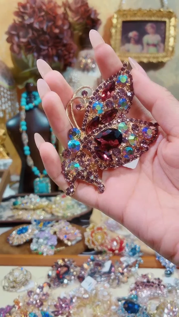 合成立方氧化锆铜合金多彩蝶