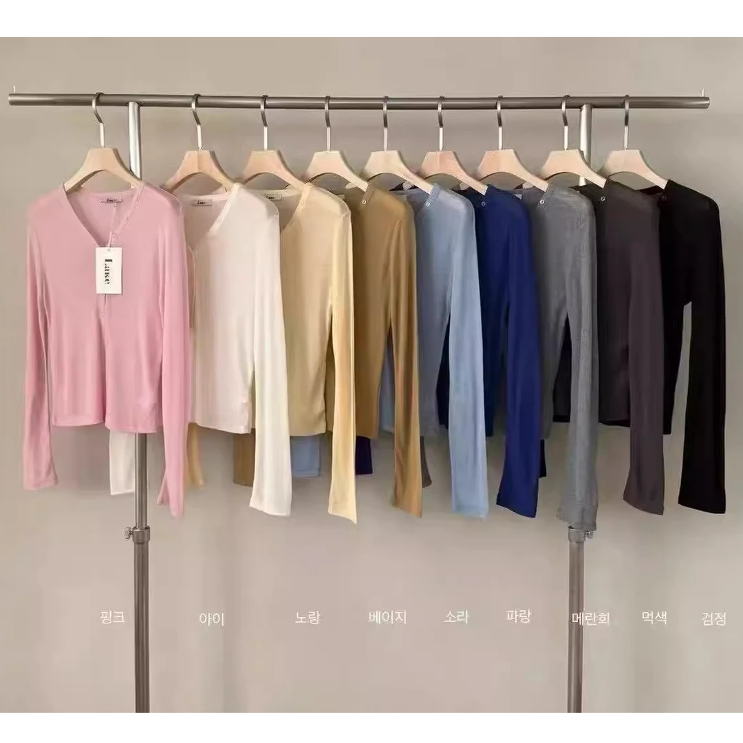 现货~lake side2025  纯色V领百搭半系扣打底长袖T恤