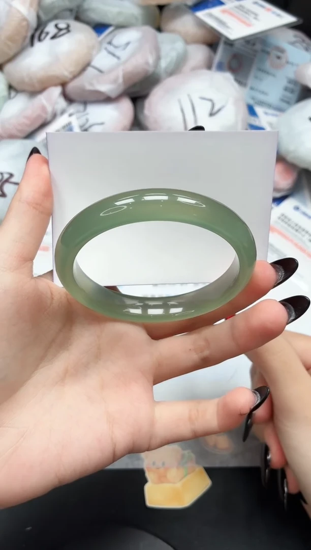 未镶嵌手镯石英质玉169/绿晴58.6